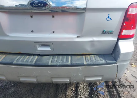 2012 Ford Escape Limited z USA, uszkodzony, nr VIN 1FMCU0EG1CKA44746